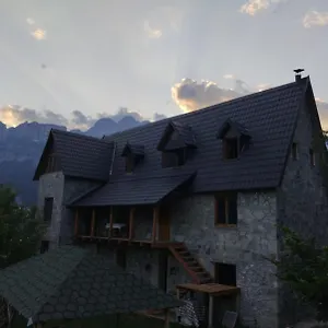 Vellezrit Shkambi Gjelaj