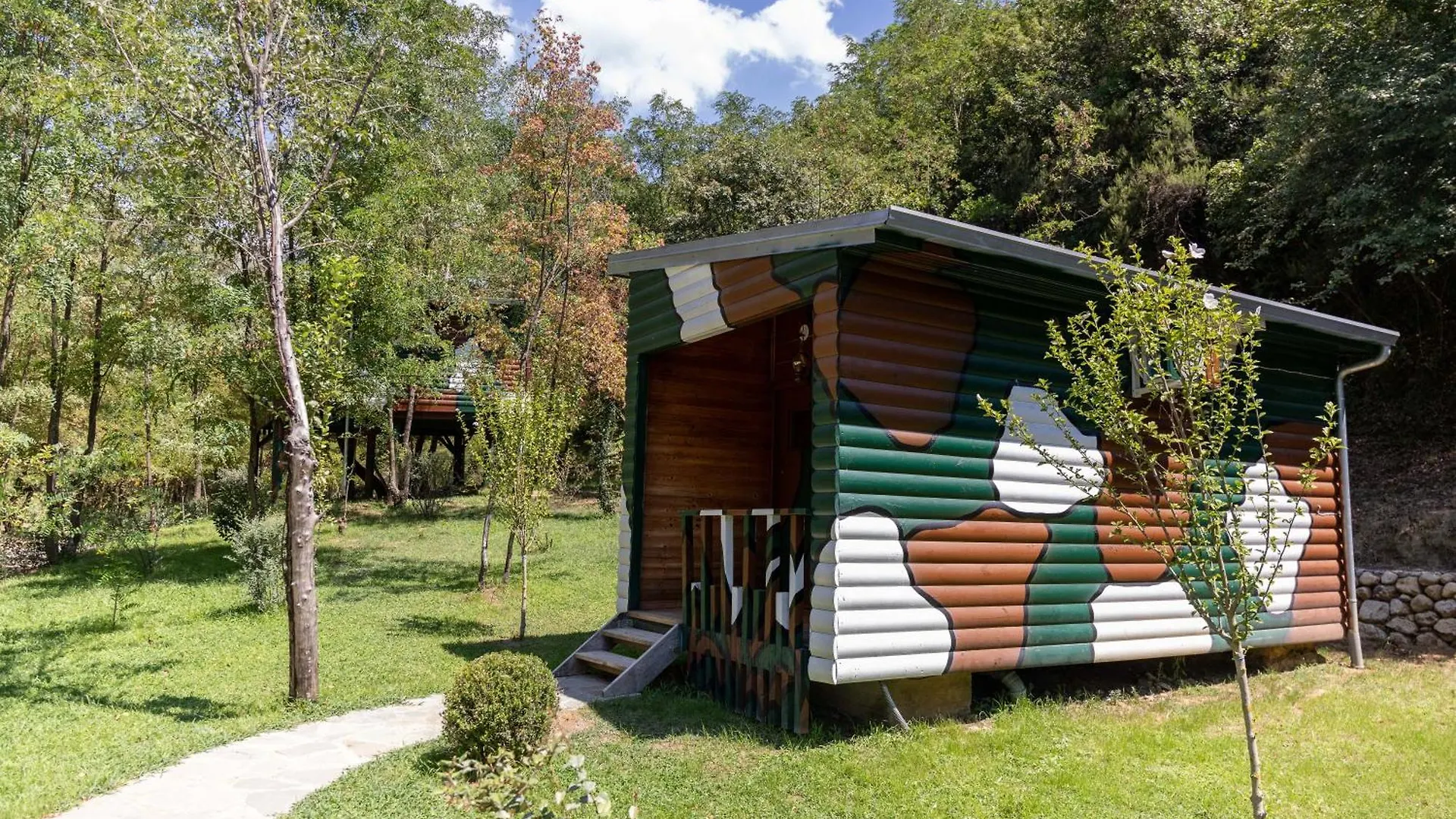 ***  Hotel Kazerma E Cerenit Surrel Albania